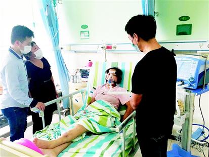 圖文：“華師女博士生更需要救命錢”